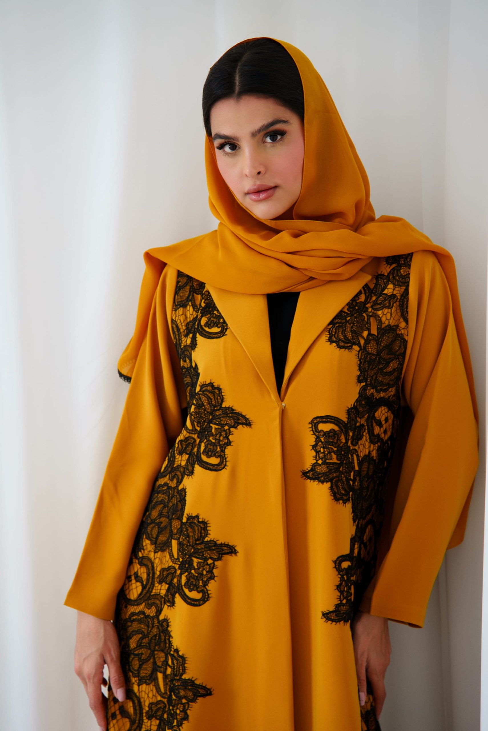 DSC08996 Royal mustard lace - Image 1