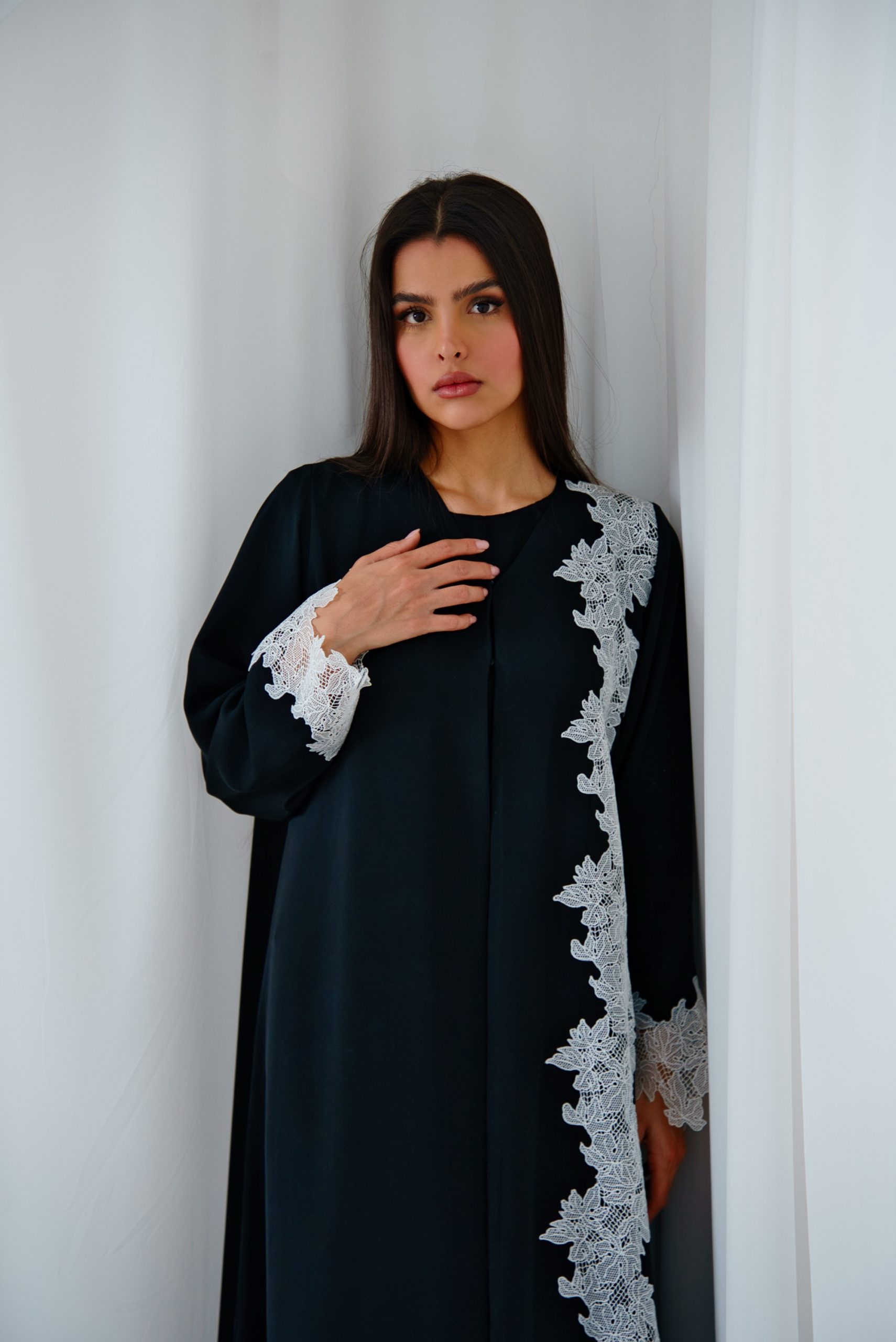dsc09046 Noir lace abaya - Image 1