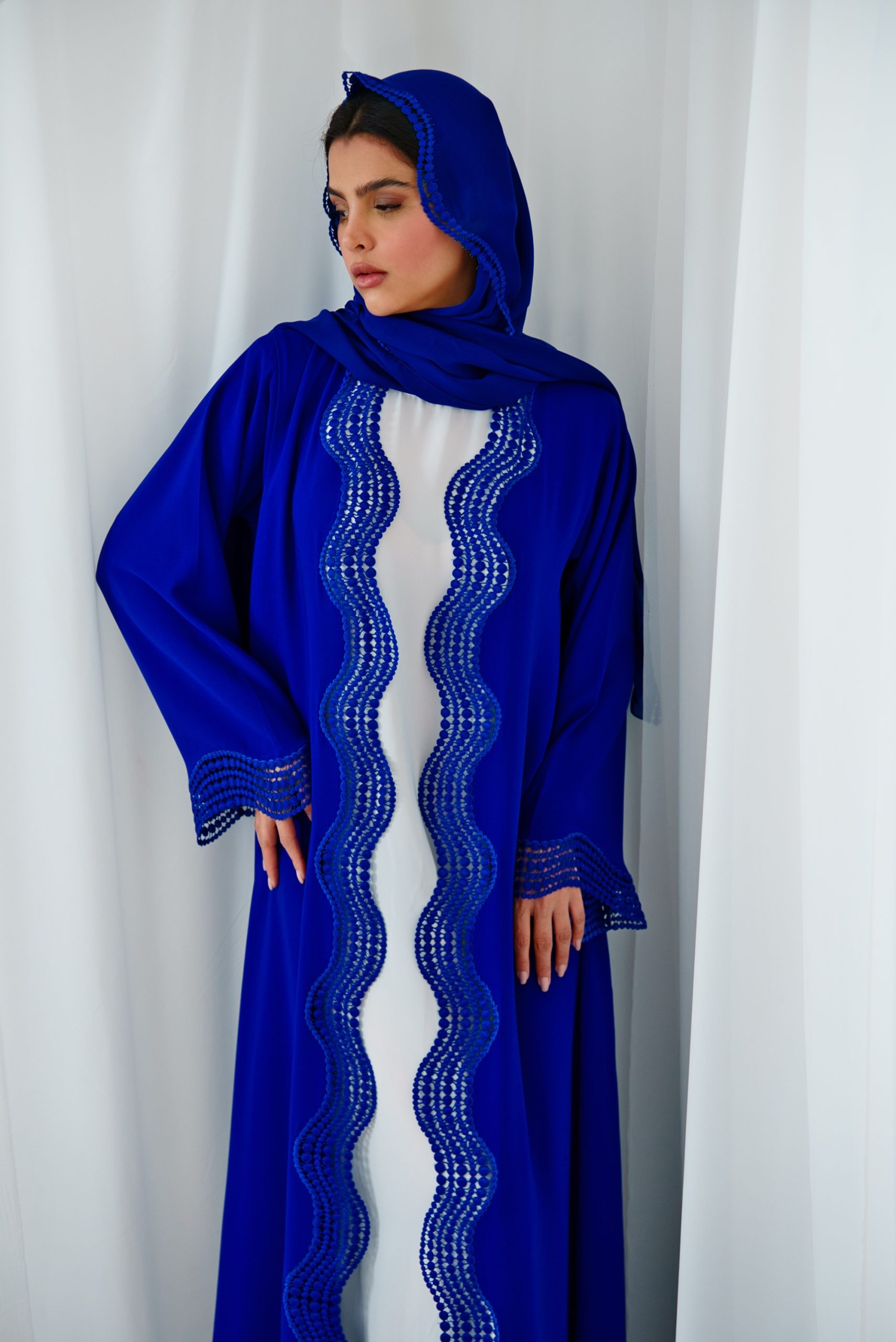 dsc09157 Royal blue abaya - Image 1