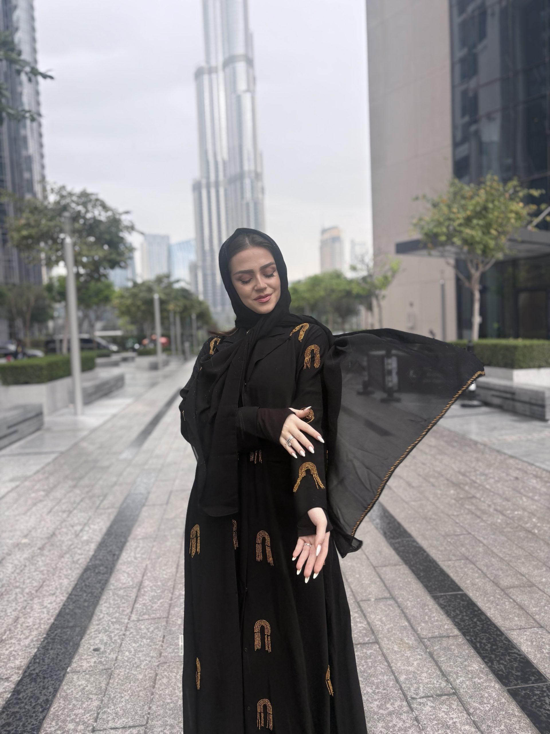 img_3210 Golden chain abaya - Image 1